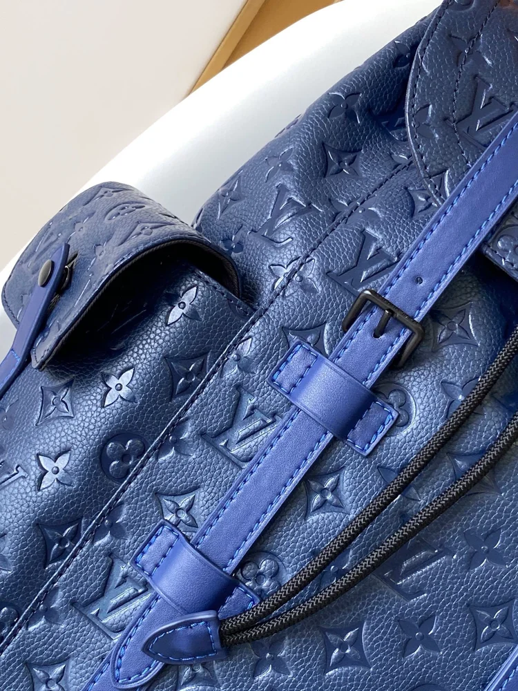 LV M11688 Christopher Backpack - Image 2