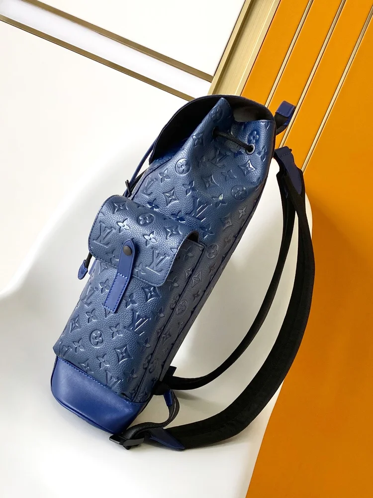 LV M11688 Christopher Backpack - Image 4