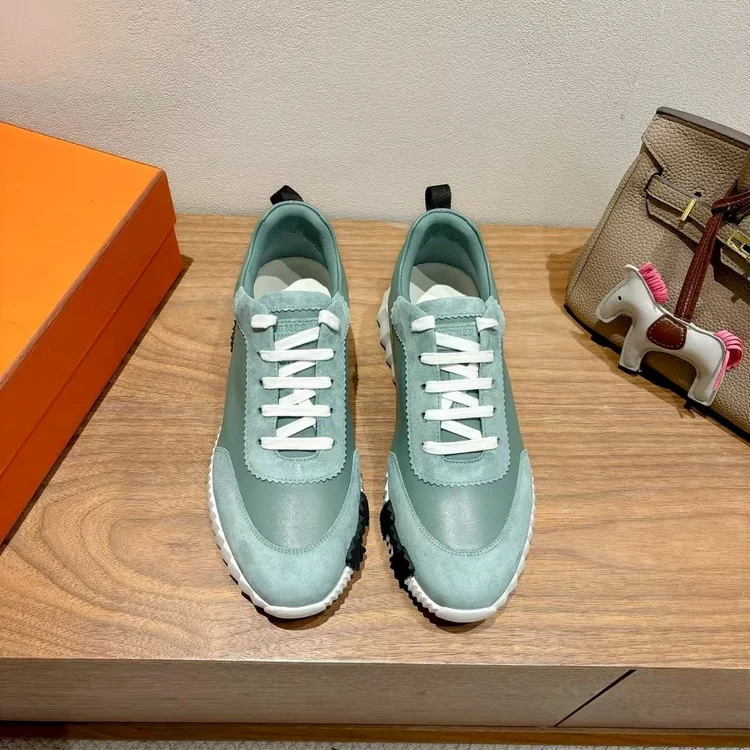 import placeholder for sneaker5101