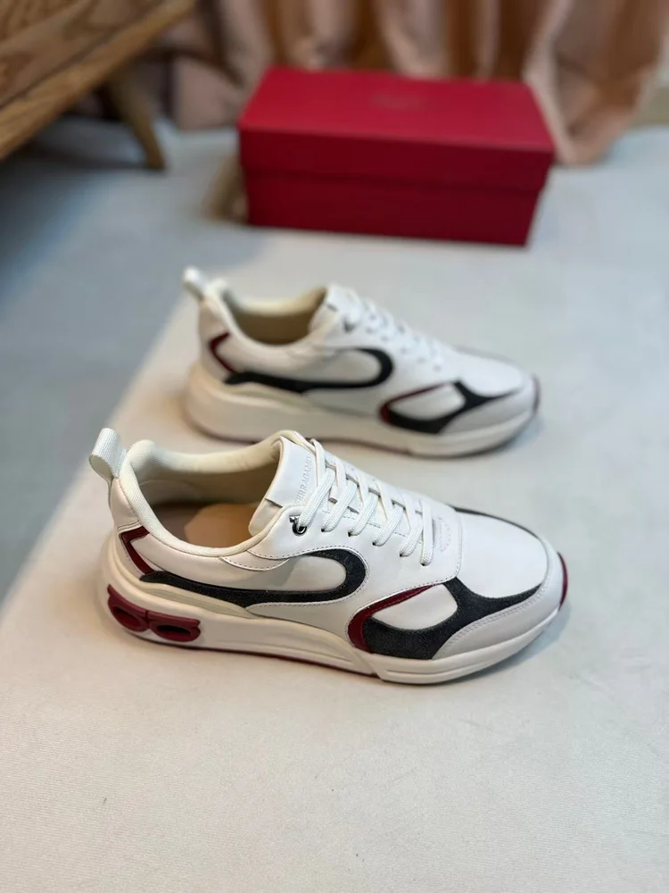 import placeholder for sneaker5063