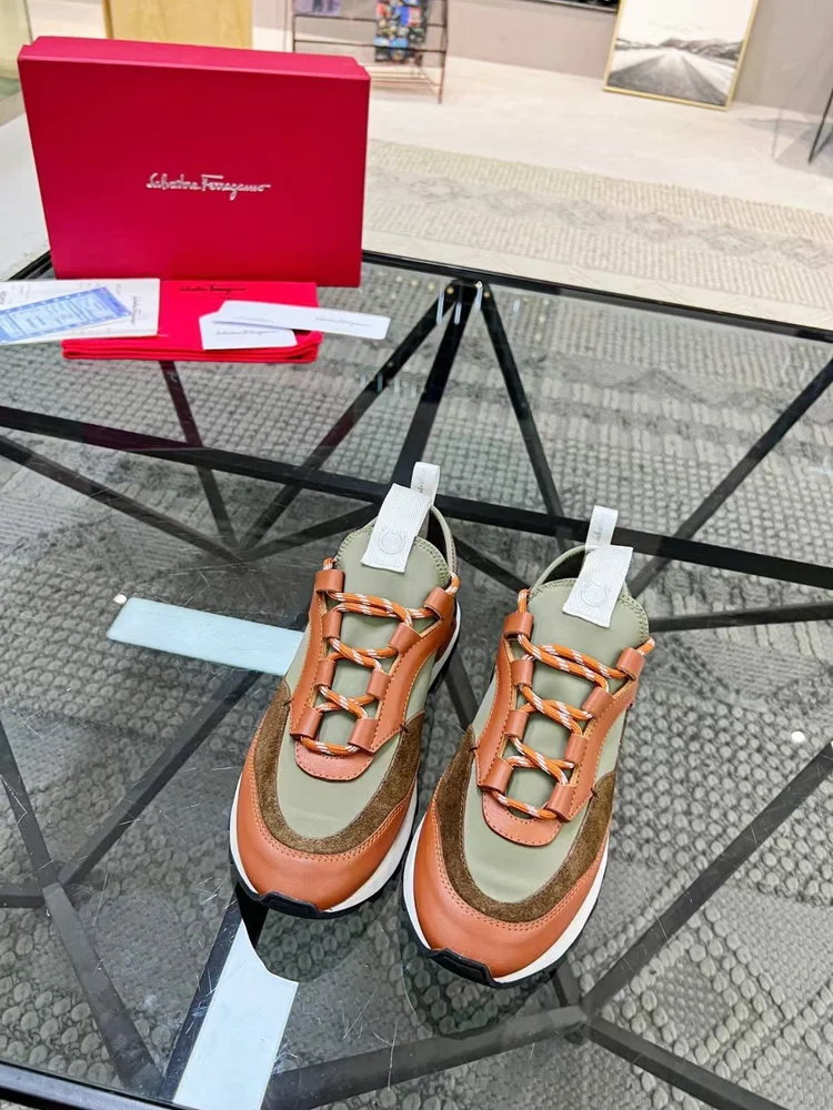 import placeholder for sneaker5064