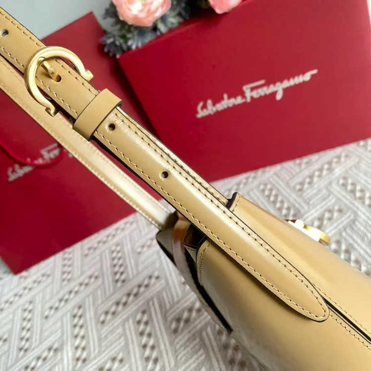 ferragamo shoulder bag