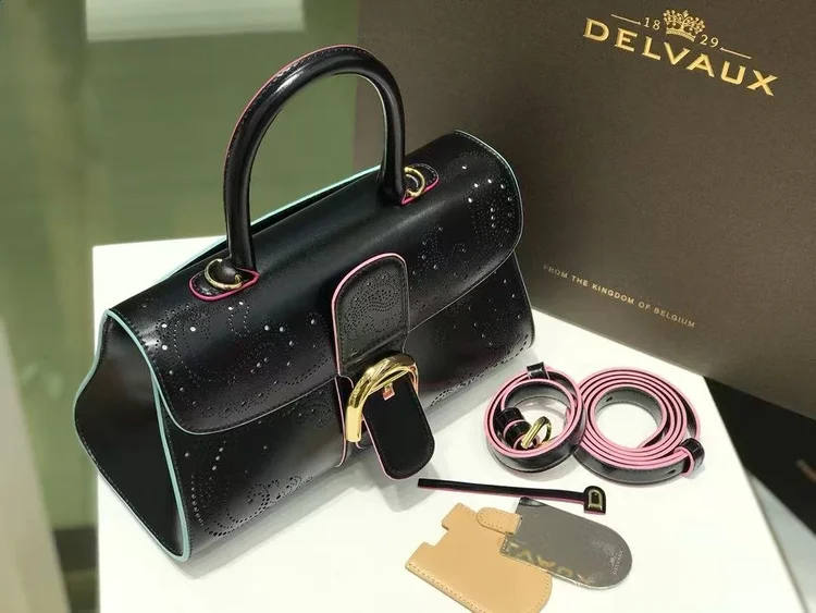 delvaux parisian