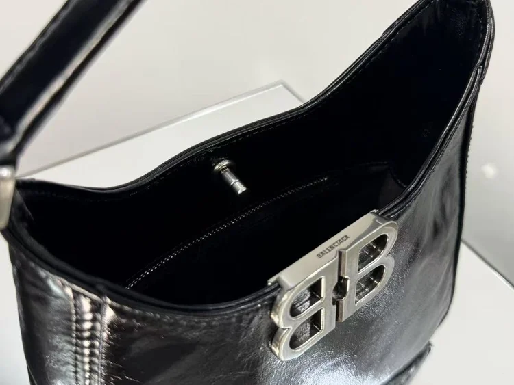 balenciaga balenciaga bb soft hobo bag