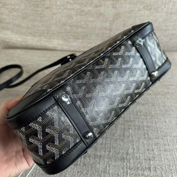 goyard classic