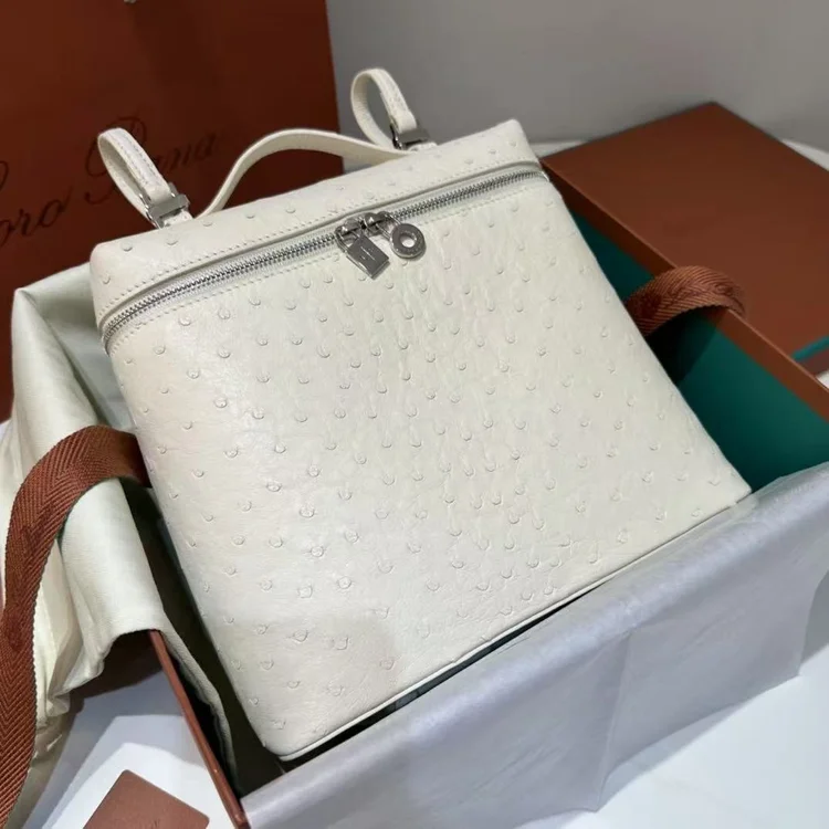 loro piana extra pocket l23.5 bag