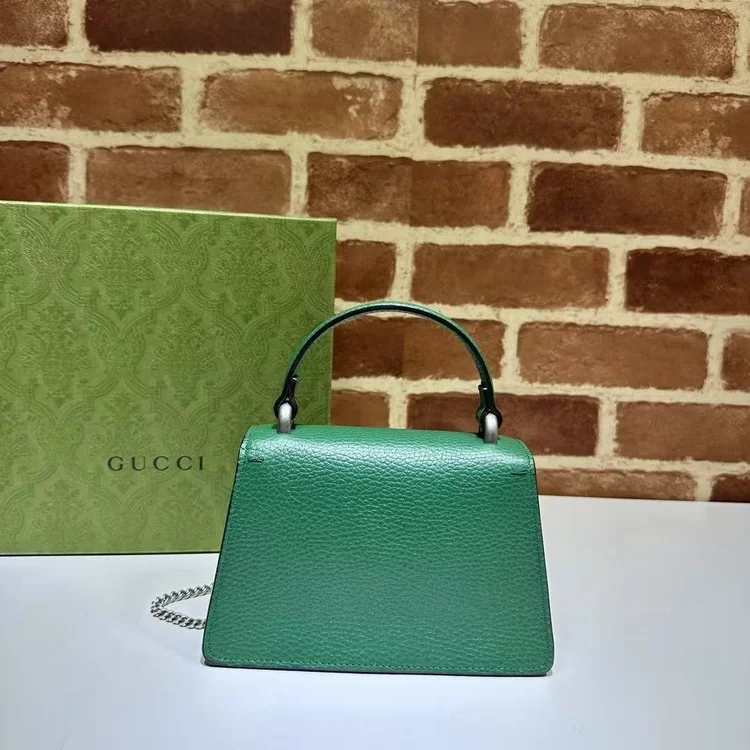 gucci signature