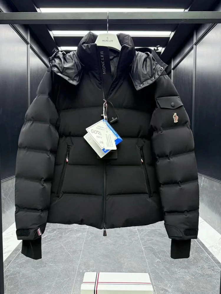 import placeholder for coat030