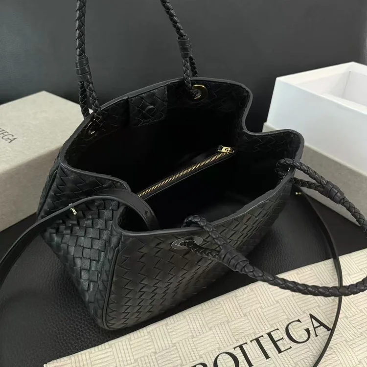bottega veneta bottega veneta woven bag