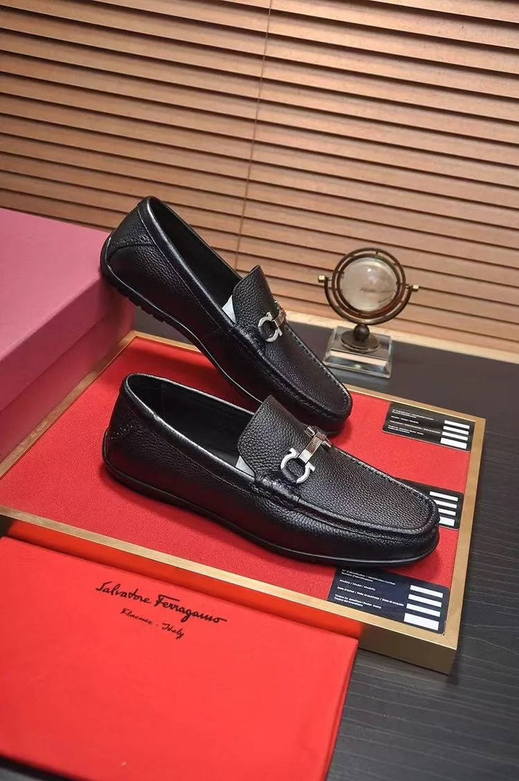 import placeholder for sneaker006