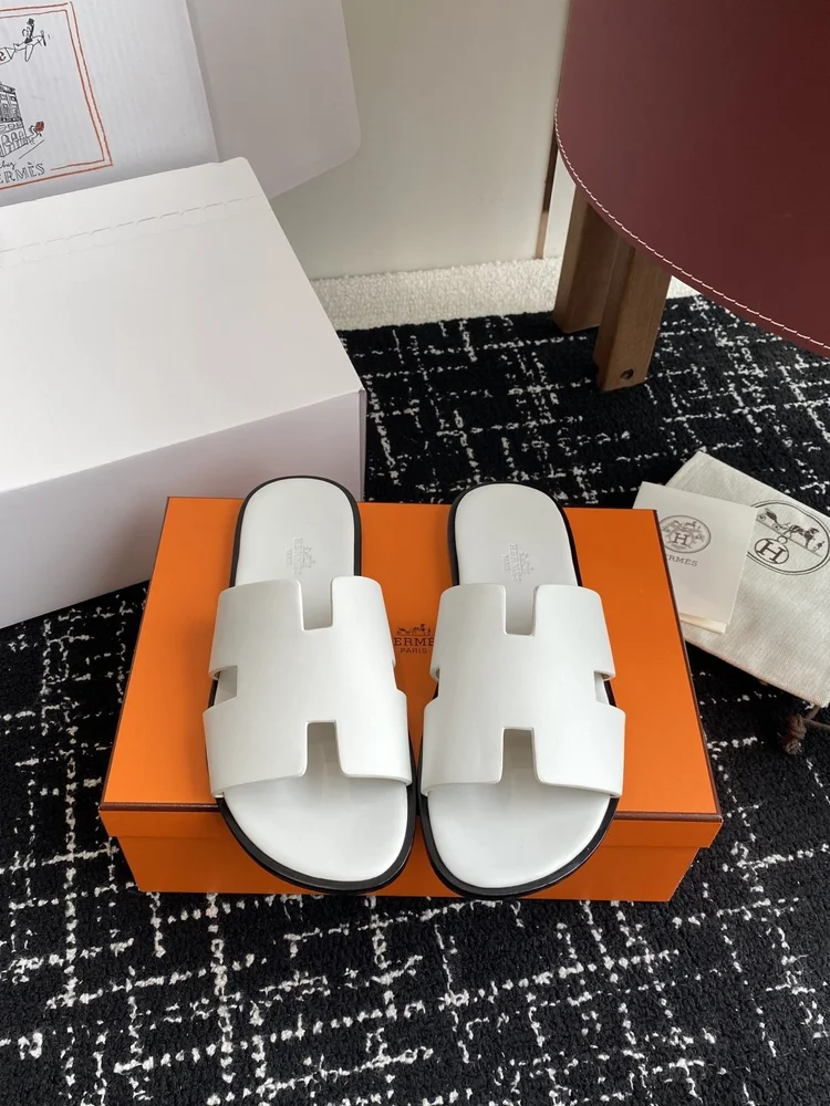 import placeholder for sneaker5108