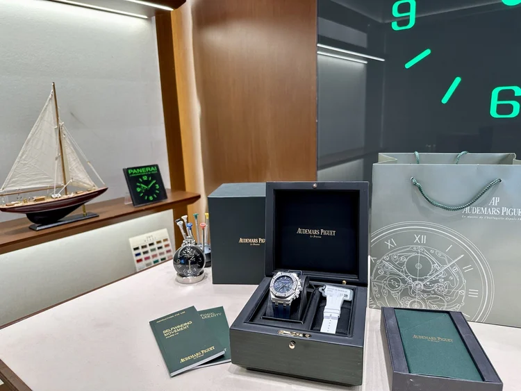 audemars piguet ladies' quartz watch