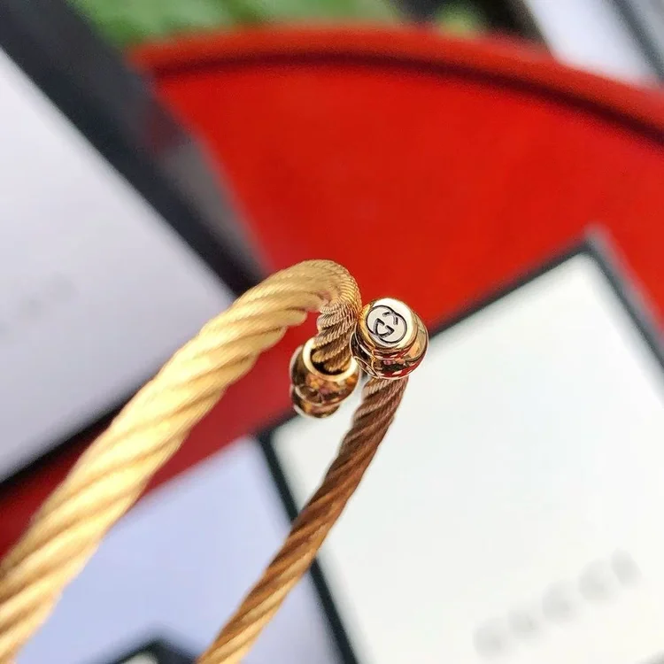 gucci bracelet watch