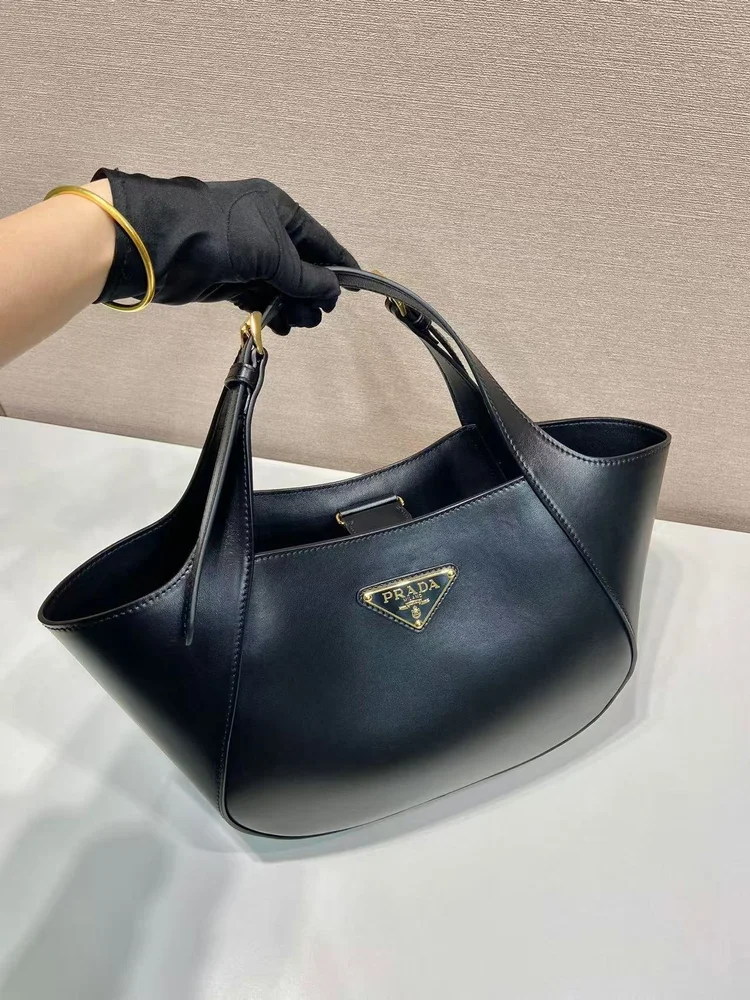 prada bag