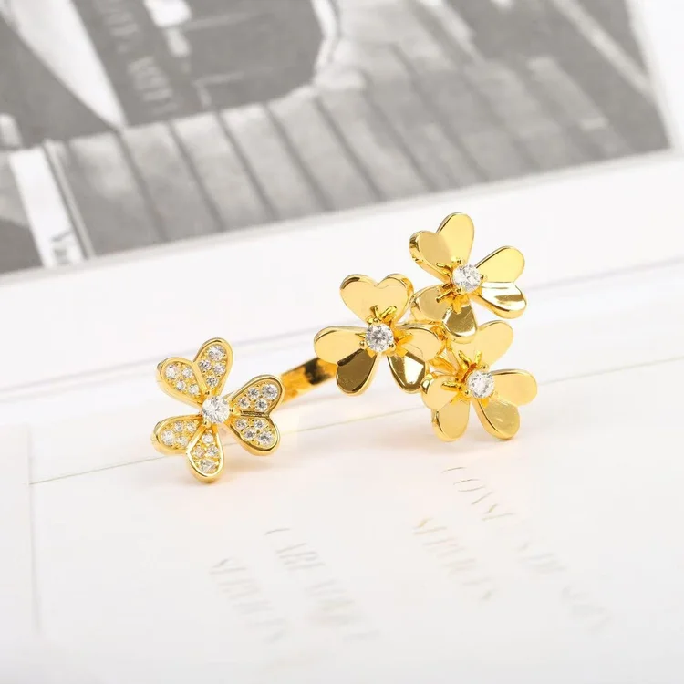 van cleef & arpels clover open ring