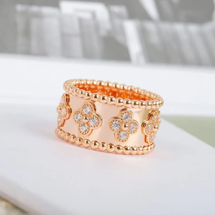 van cleef & arpels diamond ring