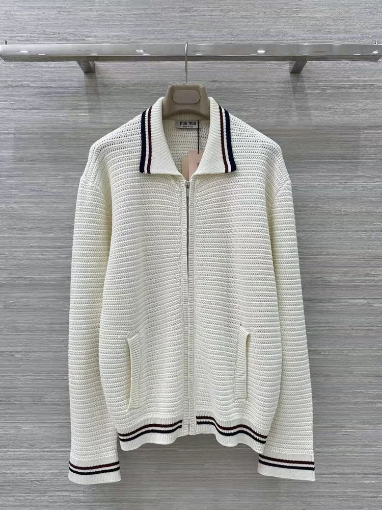 import placeholder for clothes122