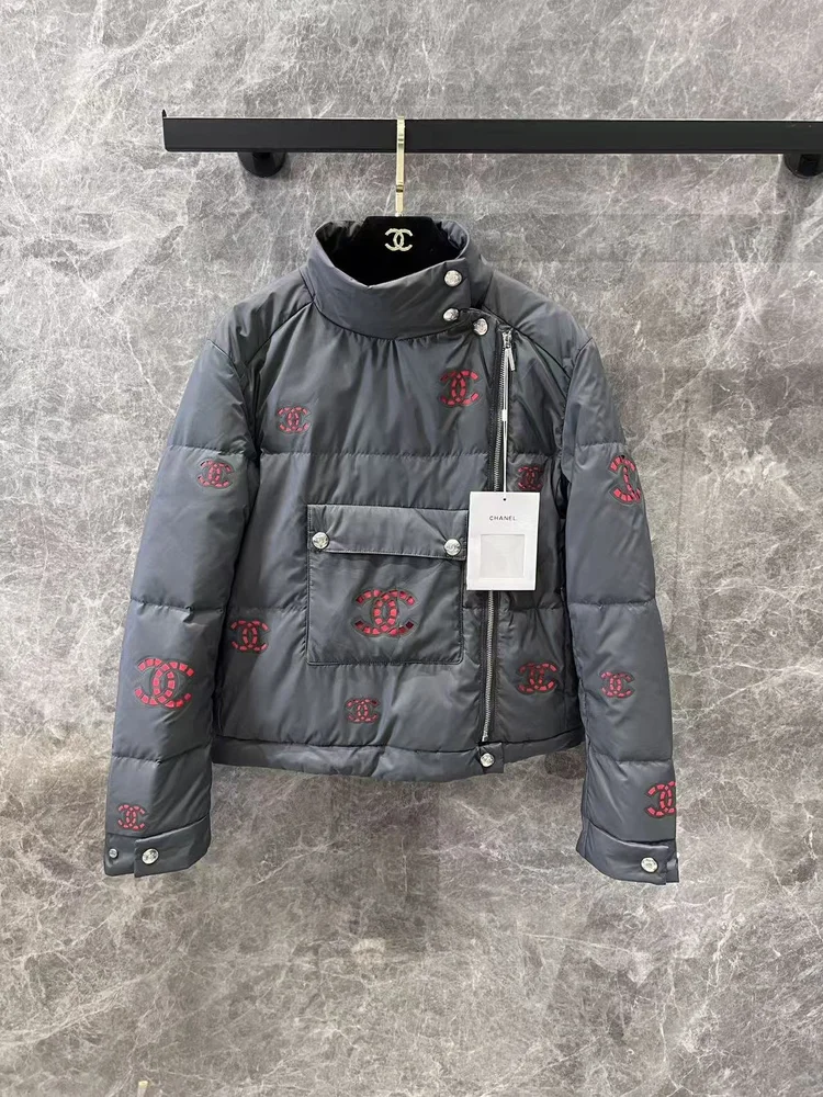 import placeholder for clothes055