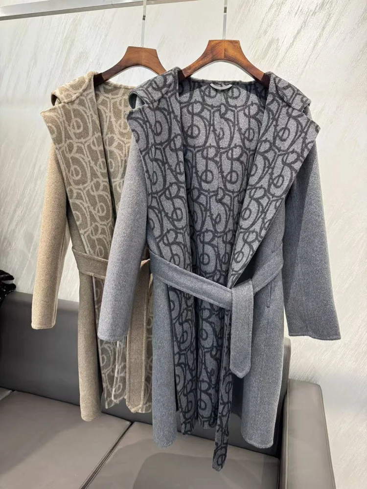 import placeholder for clothes020