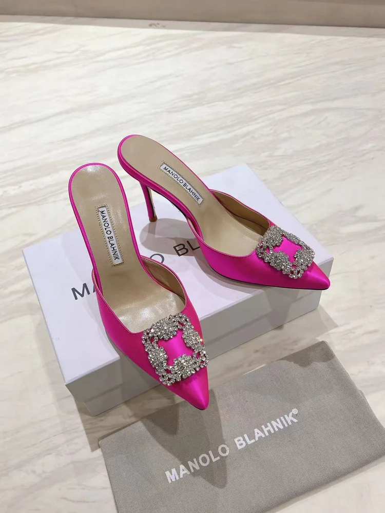 import placeholder for shoe035